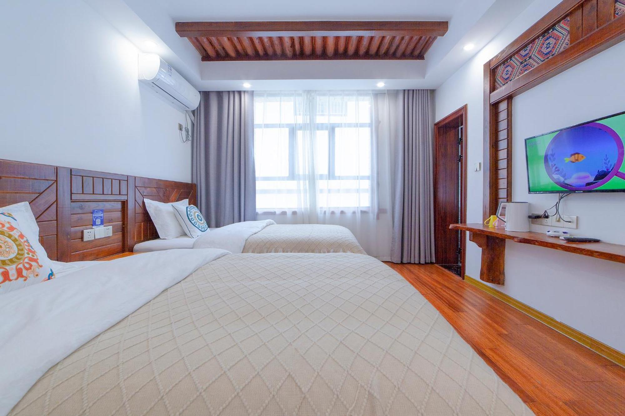Готель Easy House Чжанцзяцзе Екстер'єр фото