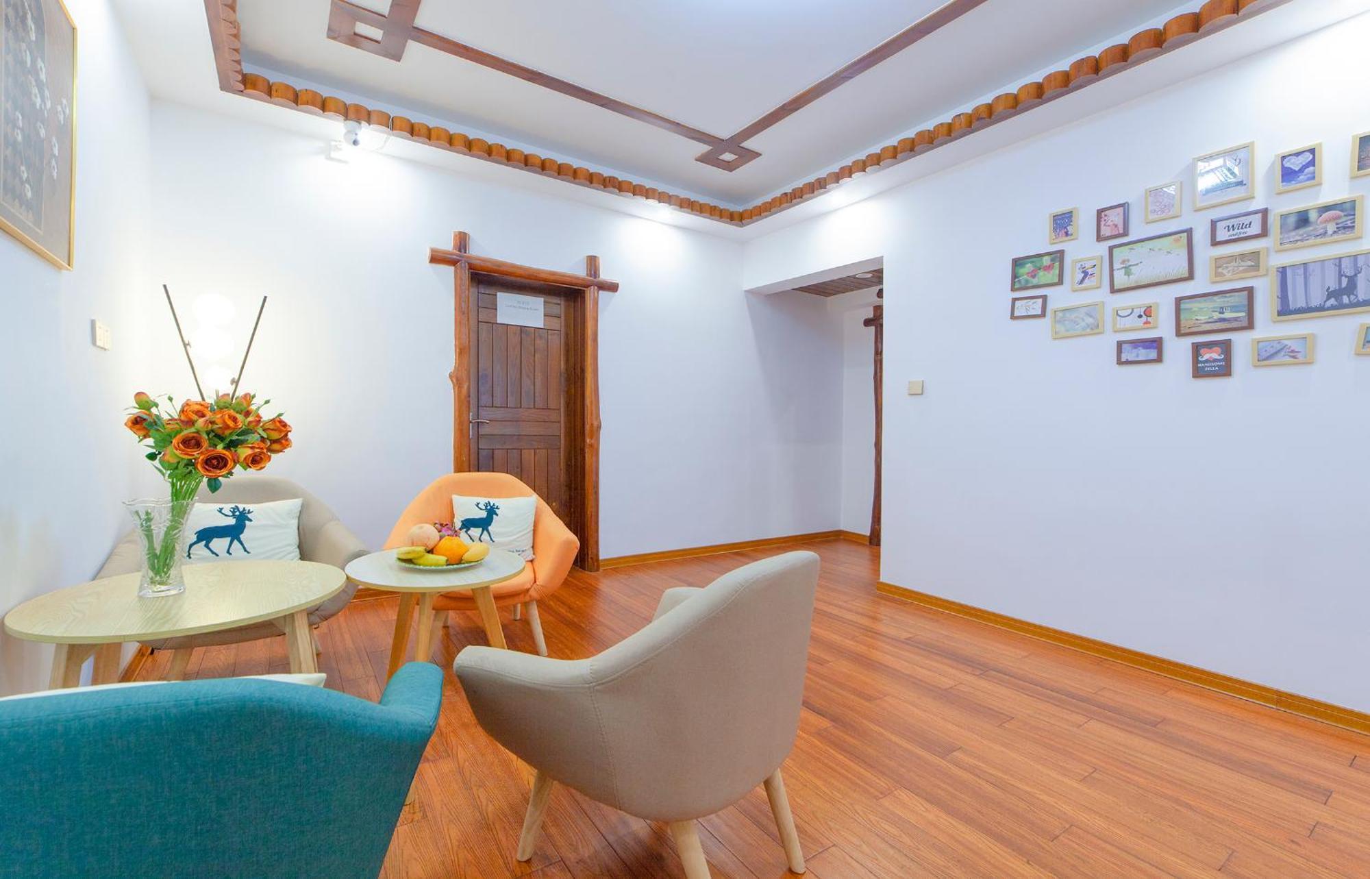 Готель Easy House Чжанцзяцзе Екстер'єр фото